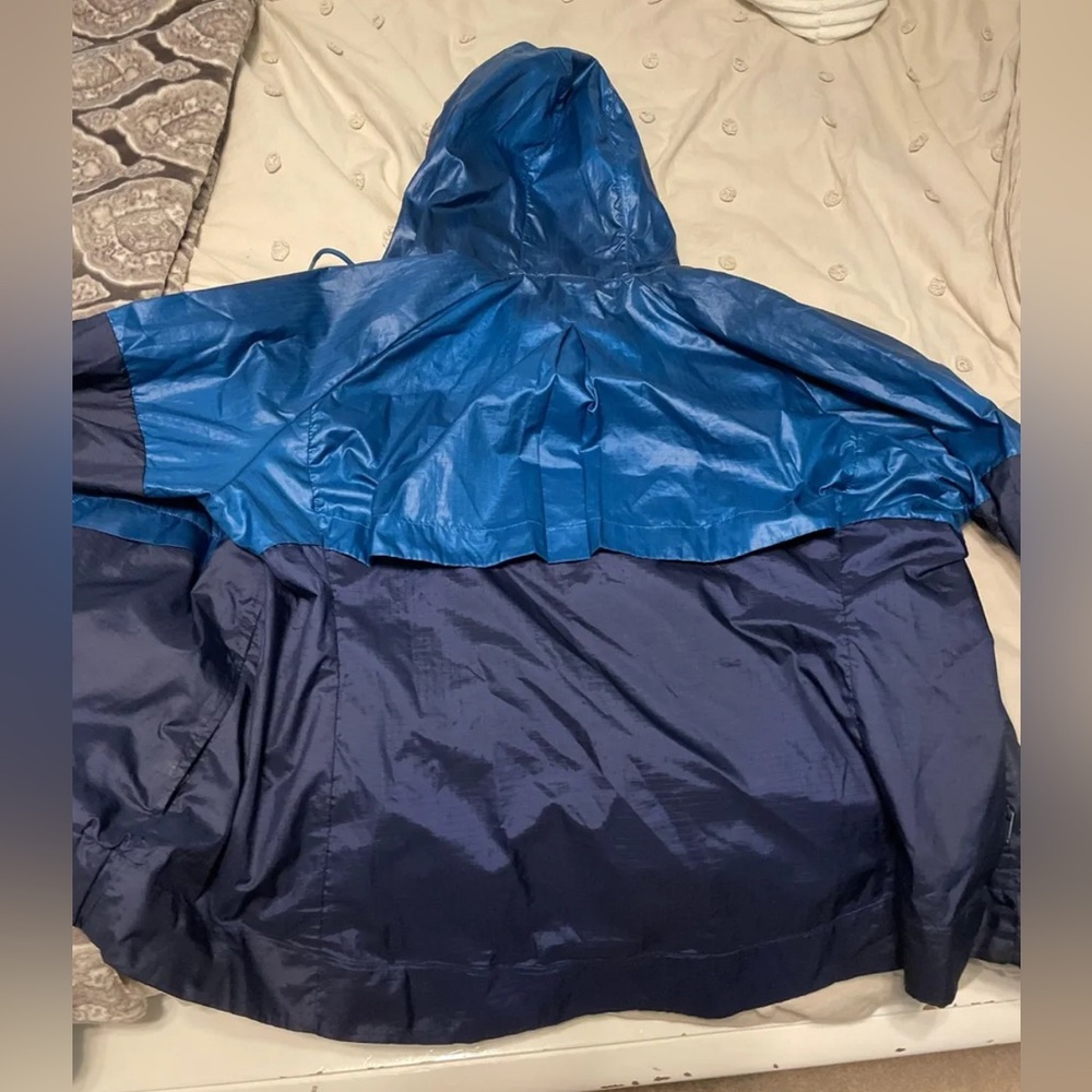 Nike Windrunner Jacket - image 2